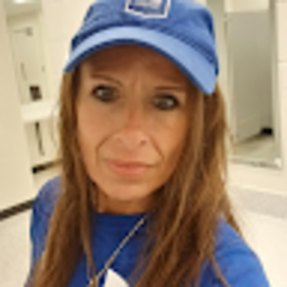 Meet your Posher, Angela - Picture 1 of 1